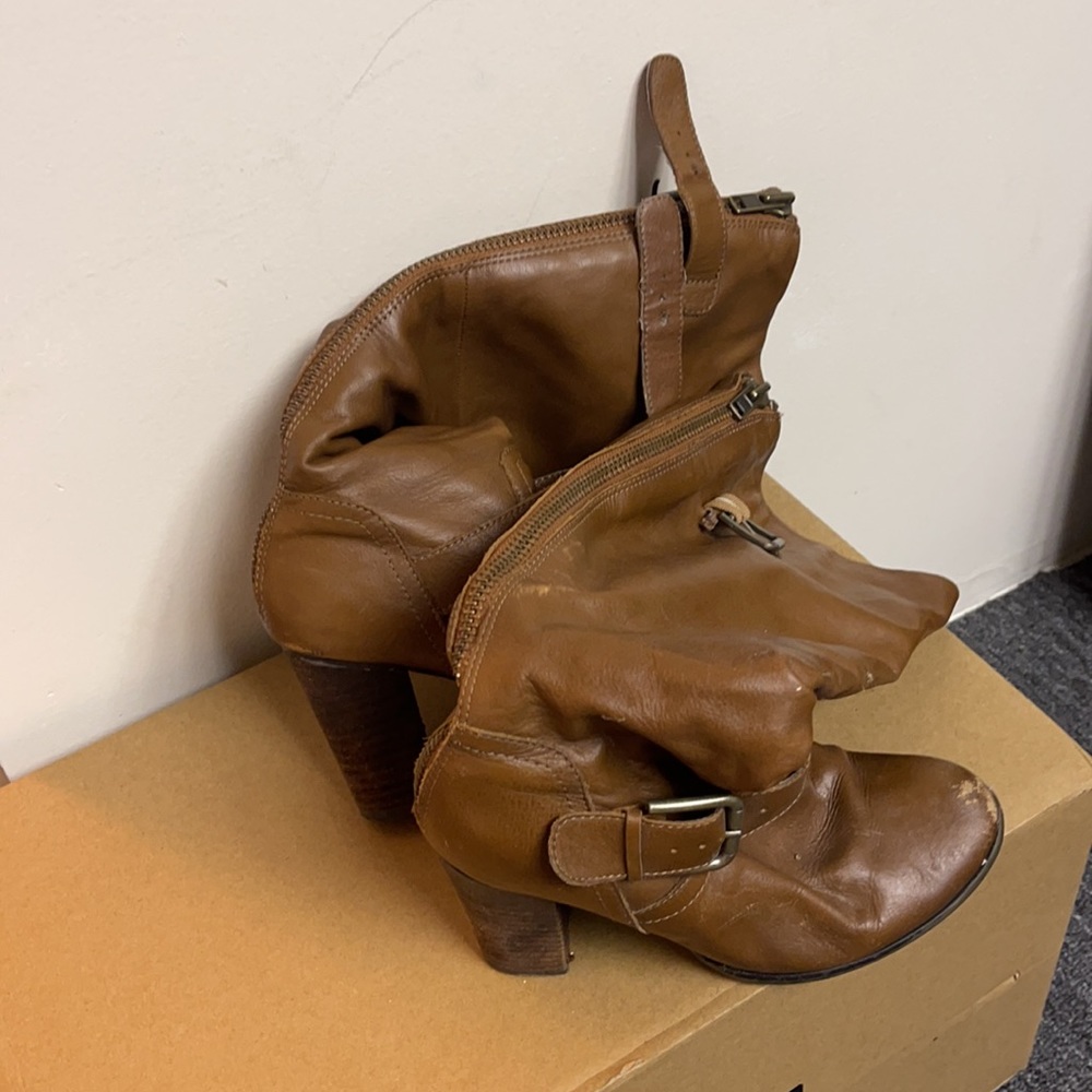Aldo - Picture 2 of 3